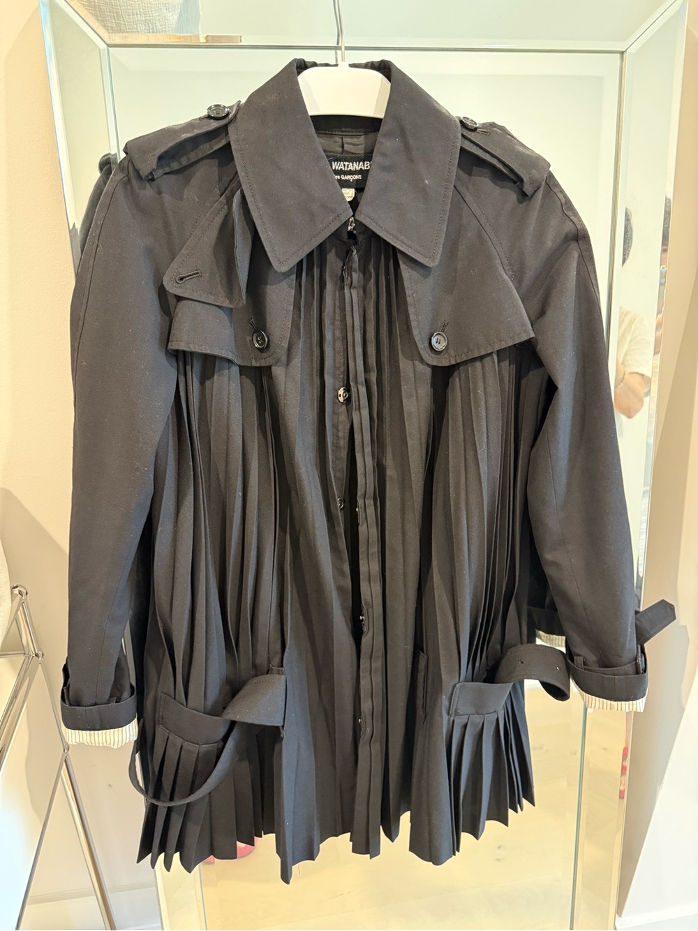 Black Pleated Women's Trench Coat -